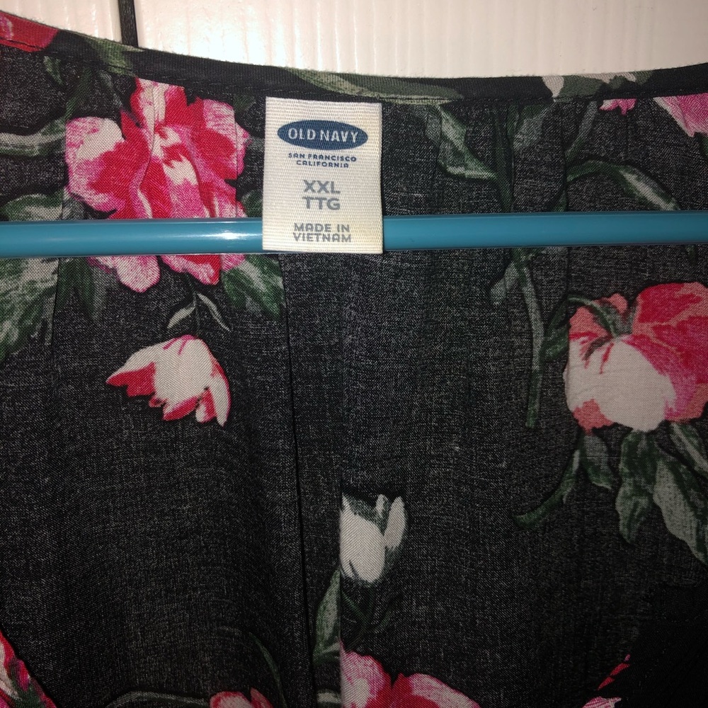 Floral blouse - Picture 3 of 3